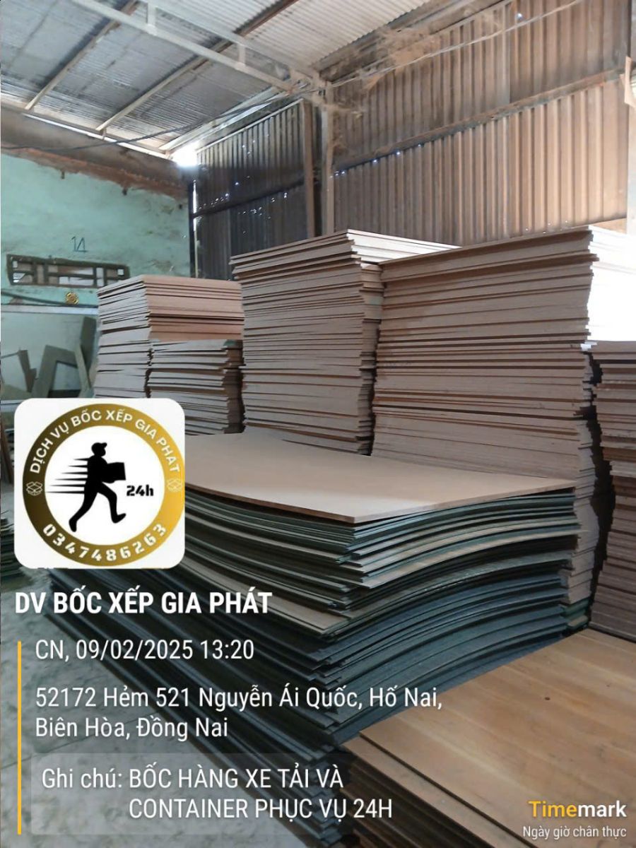 Dịch Vụ Bốc Xếp Hàng Hóa Tại Kho, Xưởng với Bốc Xếp Gia Phát