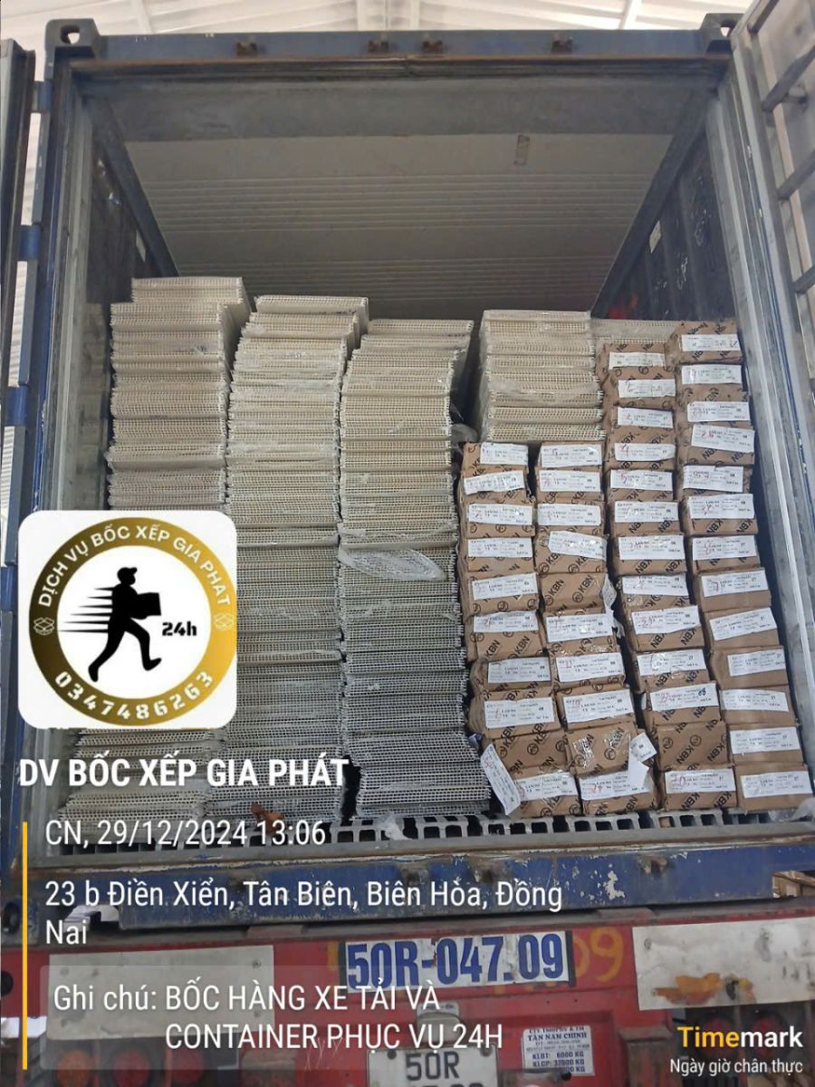 Dịch vụ bốc xếp container tại Biên Hòa Đồng Nai