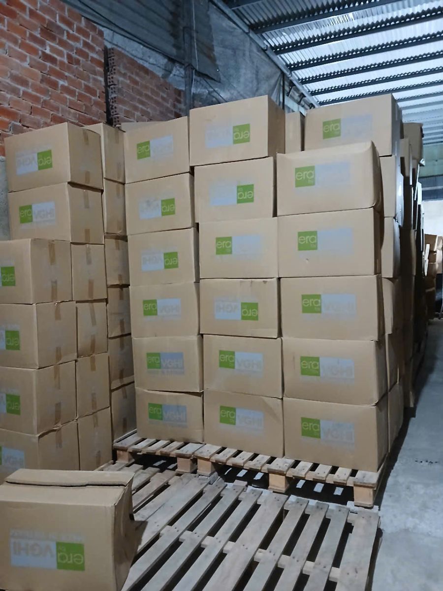 Đóng gói bảo vệ khi xuống hàng container tại Biên Hòa"